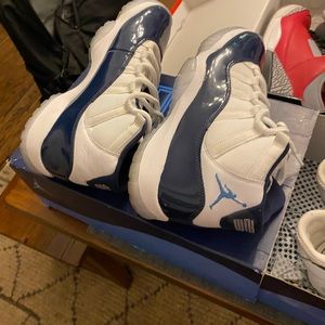 Jordan 11 Win like 82 sz 9.5